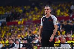 爭議外籍裁判將執(zhí)法廣廈與遼寧G3 曾凡博傷情或成關(guān)鍵因素