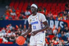 奧莫特29分鐘11中7砍27分12罰全中！