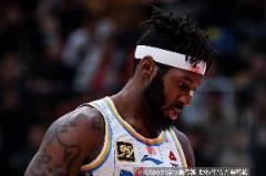 核心小外21分鐘4次出手零得分，比賽失控暴露問題