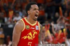 小巴里-布朗總決賽兩場砍下40+，場均30分7.3助攻1.5搶斷引熱議