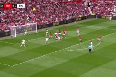 這是什么業(yè)余防守？曼聯(lián)角球防守后點全空，索姆推射破門