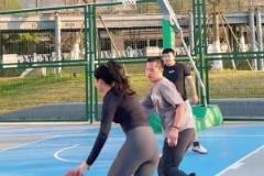 哈登韋德誰更強？追夢：我選韋德，巔峰哈登大部分時間都是控衛(wèi)！