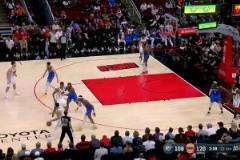 幾乎殺死比賽！申京夢幻腳步轉(zhuǎn)身甩開切特單臂重扣，隨后激情怒吼