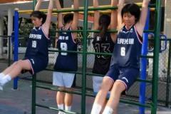 遼寧足球底蘊??下午3點大批遼寧鐵人球迷，頂著太陽為主隊助威