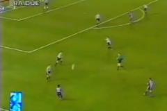 太霸氣了！戰(zhàn)神巴蒂面對尤文的頭球破門+激情慶祝