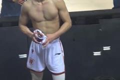 楊毅此前談林葳無緣入選國家隊(duì)：也正常，他還有很大的成長空間