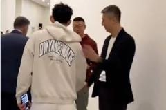重新召回？郭士強(qiáng)曾觀戰(zhàn)同曦新疆G1 并在球員通道和林葳打招呼