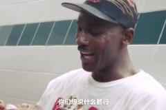 “除非我們退役 否則沒有人能打得過我們?！笔钦l說話這么狂