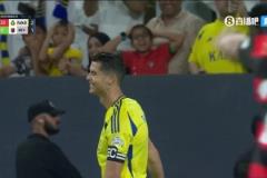 這都不進嗎？C羅禁區(qū)無私送餅！杜蘭超級良機射門打高！