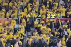 讓你們家主教練來山西主場球迷高喊：上杜鋒！ 這氛圍簡直了