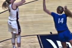 技術(shù)動(dòng)作堪比男籃！WNBA狀元佩奇打球真的有點(diǎn)東西