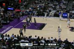 佛光普照克萊投進附加賽生涯首球，隨后第二記三分也跟著進！