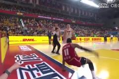 因違規(guī)動作被罰3萬元！杜潤旺給迪亞洛這一巴掌真的結(jié)結(jié)實(shí)實(shí)