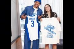 基因太強大了！觀戰(zhàn)勇士灰熊附加賽的庫里老婆和大女兒！