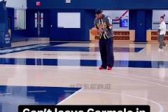 依舊美如畫！抬手的一瞬間仿佛青春回來(lái)了！