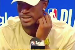 預(yù)判＋提前起跳，沒(méi)吉米這個(gè)關(guān)鍵籃板球，亞當(dāng)斯可能就補(bǔ)進(jìn)去