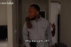 老片新用！網(wǎng)友惡搞：一比三落后，字母哥攜隊友暴揍里弗斯！