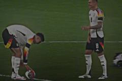 不懂就問：羅德里戈邊線救球這下，咱們國足有幾個(gè)能做到？