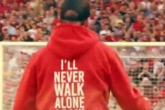 想念的人會(huì)放在心上珍重，此時(shí)此刻，你想念渣叔了嗎