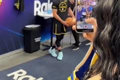 湖已干，船已翻，太陽也早已落山， 現(xiàn)只希望金州不要說晚安