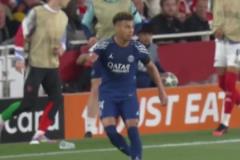 秀！杜埃對(duì)陣阿森納上演精彩插花腳停球，神似內(nèi)馬爾