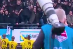 一群人跳一跳，能震垮體育館？