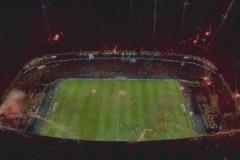 有錢真好！巴黎王子公園球場這煙花可太炫目了！