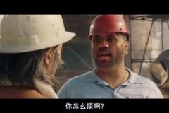 青春的風(fēng)暴啊！你能認(rèn)出威少旁邊白衣服是誰嗎？