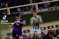 安東尼：嘿嘿嘿，佛羅倫薩的兄弟來跟我一起花手搖科目三