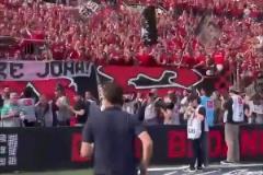 破案了，索默驚天神撲背后原來有藍(lán)黑太子爺護(hù)體