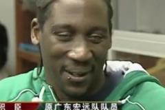 講中文和粵語的宏遠(yuǎn)退役球衣第一人，為什么他是廣東隊(duì)最好的外援