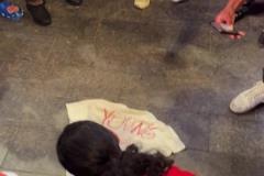 這大局觀可以！小楊化身NBA聯(lián)合試訓(xùn)的球場(chǎng)指揮官