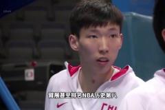 孫興慜母親罕見現(xiàn)身！母子擁抱慶祝