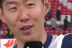 孫興慜賽后采訪對(duì)凱恩說(shuō)：凱恩！我們也贏了！
