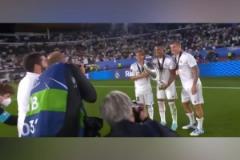 締造五歐冠偉業(yè)！當(dāng)年皇馬奪的歐冠典禮中場合影！